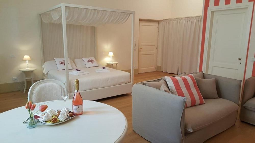 Rambaldi Apartments In Casa Nr 6 With Shared Terrace Бардолино Екстериор снимка