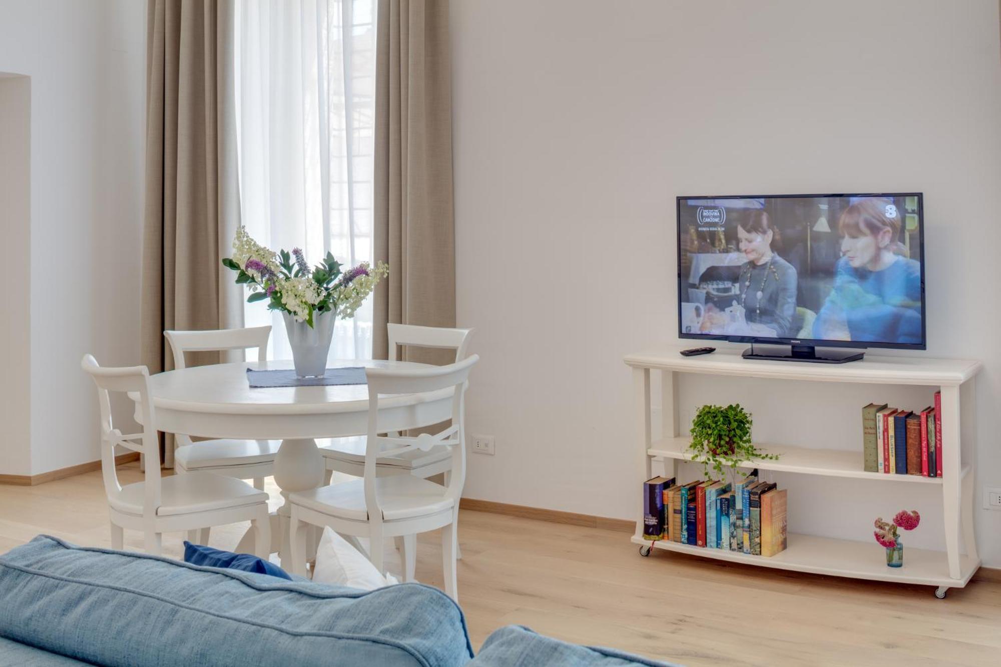Rambaldi Apartments In Casa Nr 6 With Shared Terrace Бардолино Екстериор снимка